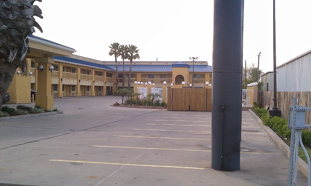 Rodeway Inn & Suites Corpus Christi Exterior foto